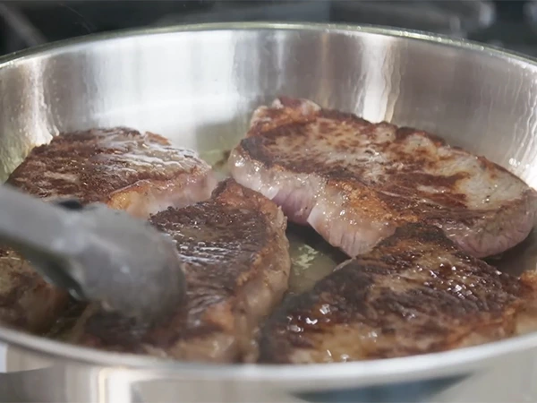 Cooking with Stainless Steel: Unlocking the Secrets of Your Kitchen Workhorse